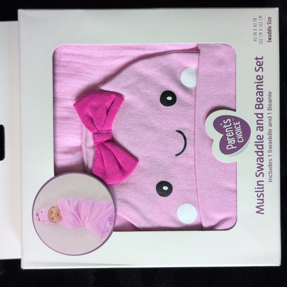 Muslin Swaddle and Beanie Set. New